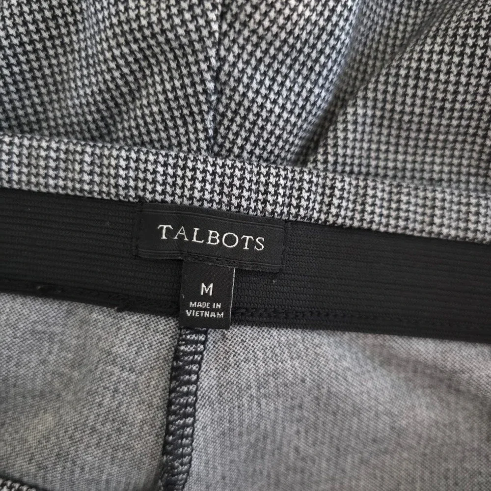 Talbots‎ Women's Size M Houndstooth Plaid Stretch Ankle Pants Gold Button Detail